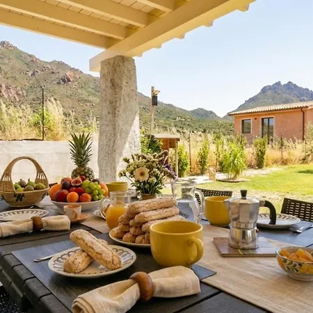 Su Entu With Garden Close To The Villa Lanusei