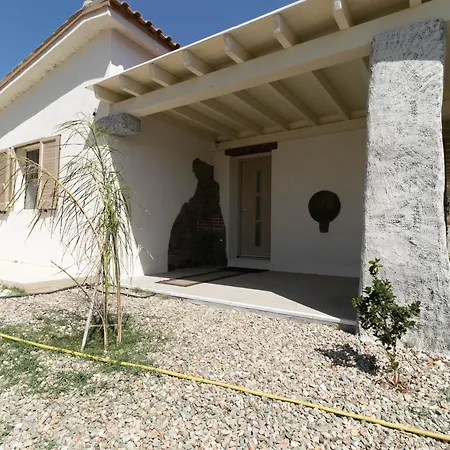 Su Entu With Garden Close To The Lanusei